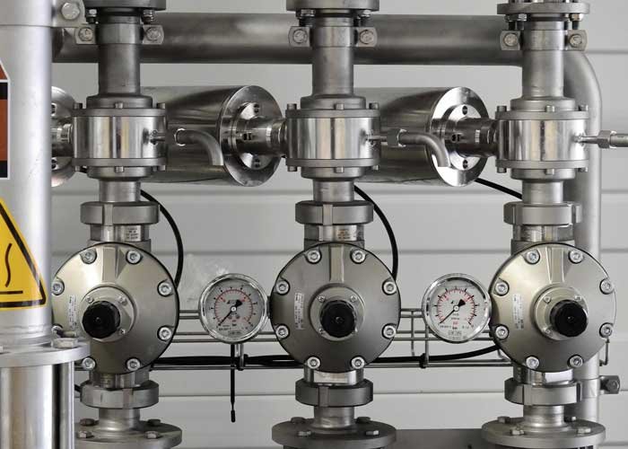 Services heating and cooling